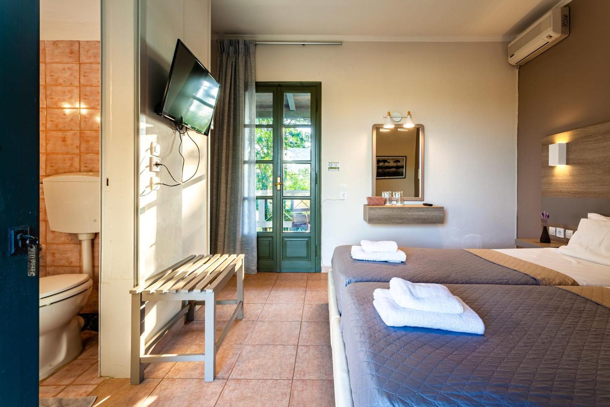 Kalogria Summer Retreats - Seimeio Strofilia, Sunny Vibes 外观 照片